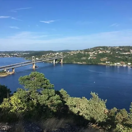 Vigeveien 1, * Kristiansand